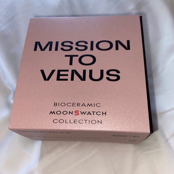 Swatch x Omega Bioceramic Moonswatch Mission to VENUS main image 4